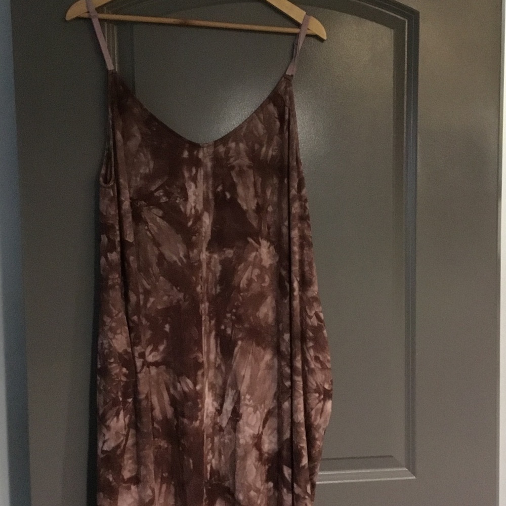 Brown Tie-Dye Sleeveless Dress